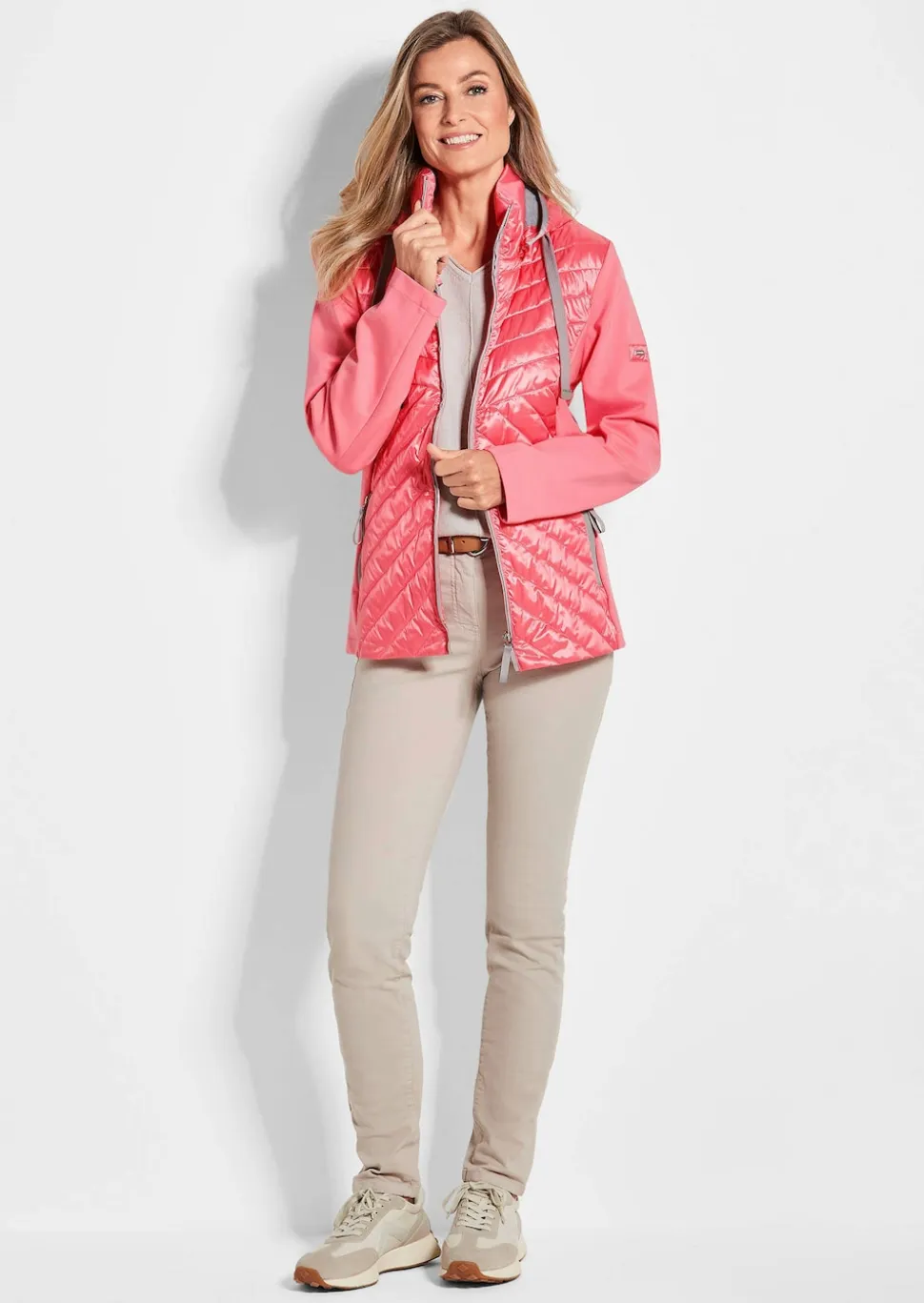 Jacke mit Stehkragen