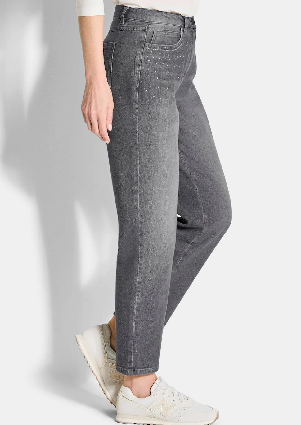 Jeans SARA mit Glitzersteinchen