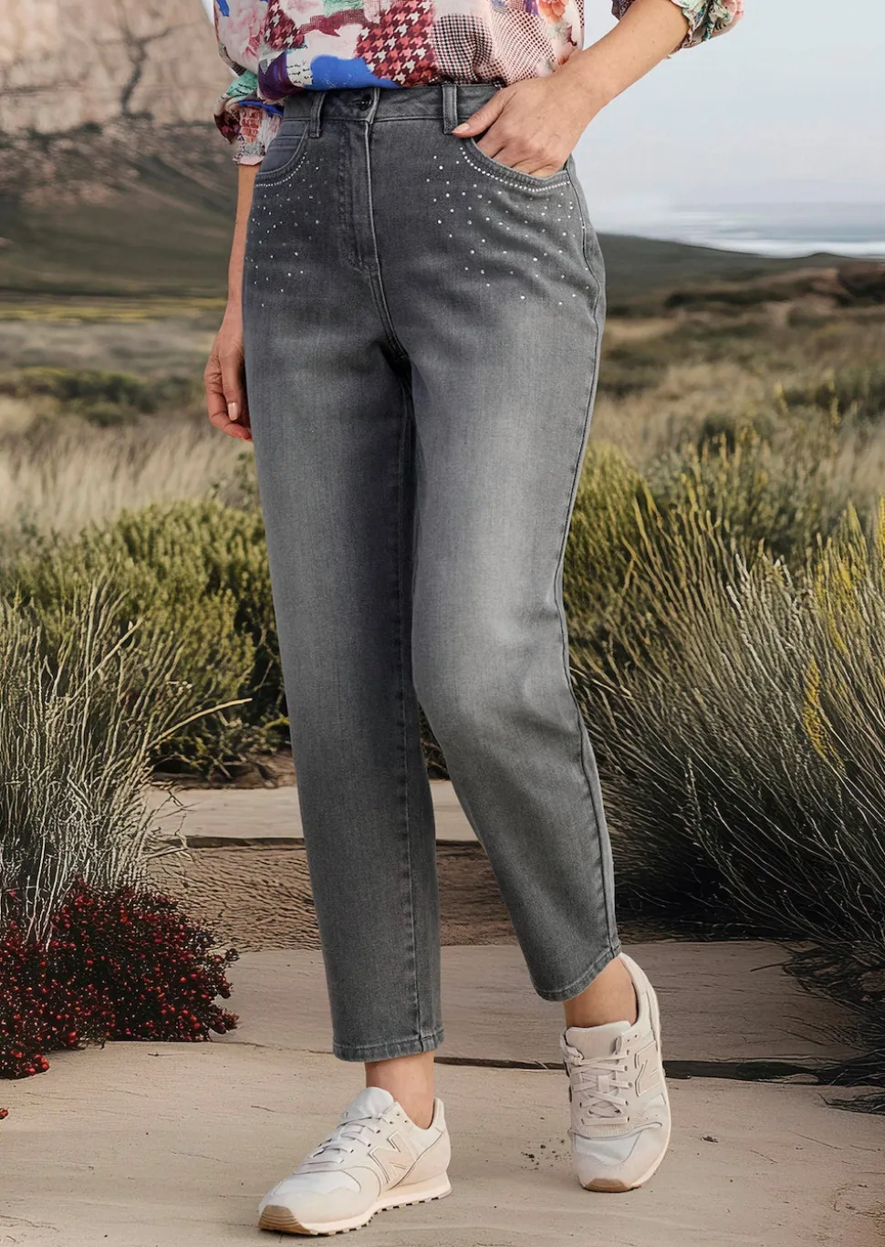 Jeans SARA mit Glitzersteinchen
