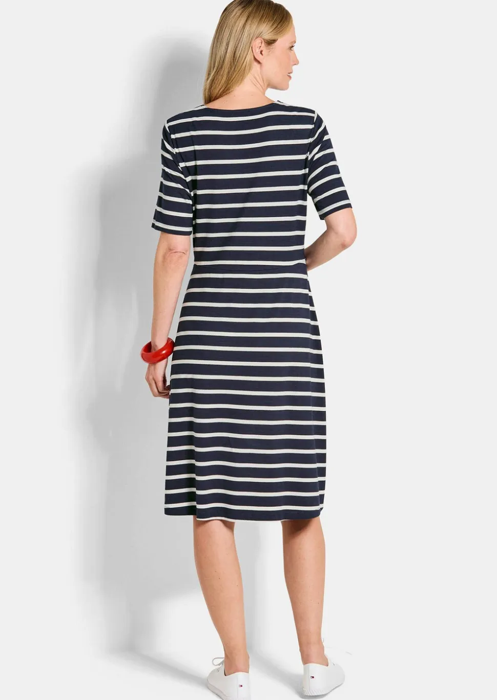 Jersey-Kleid im Marine-Look
