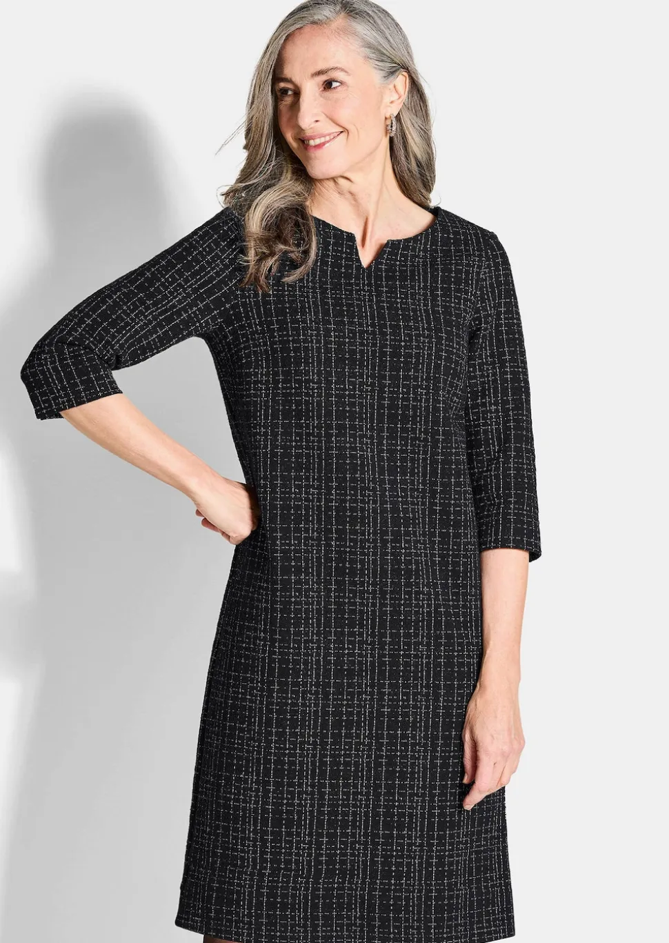 Jerseykleid in Tweed-Optik mit feinem Glanz