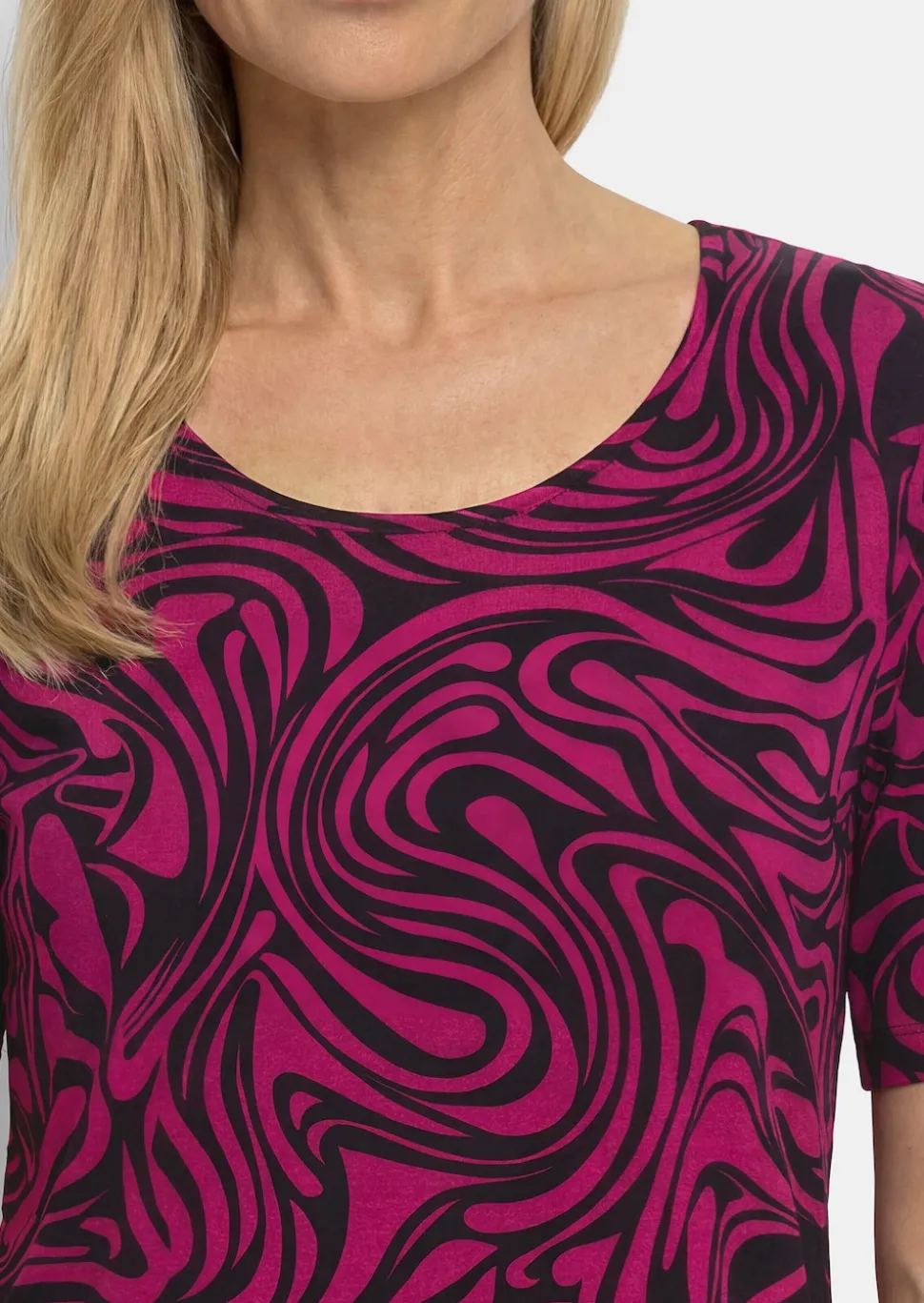 Jersey-Shirt mit schwungvollem Muster