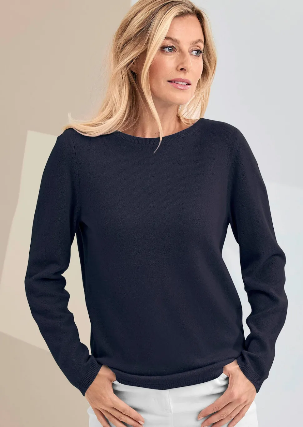 Kaschmirpullover mit U-Boot Ausschnitt