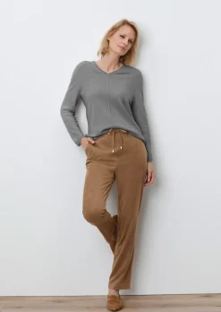 Kaschmirpullover mit V-Ausschnitt