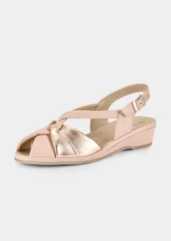 Klassische Leder-Sandalen mit Glanz-Details
