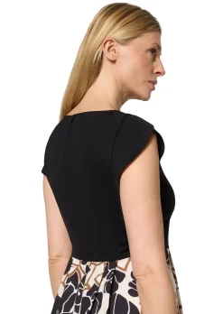 Kleid aus Jersey-Oberteil und Webrock