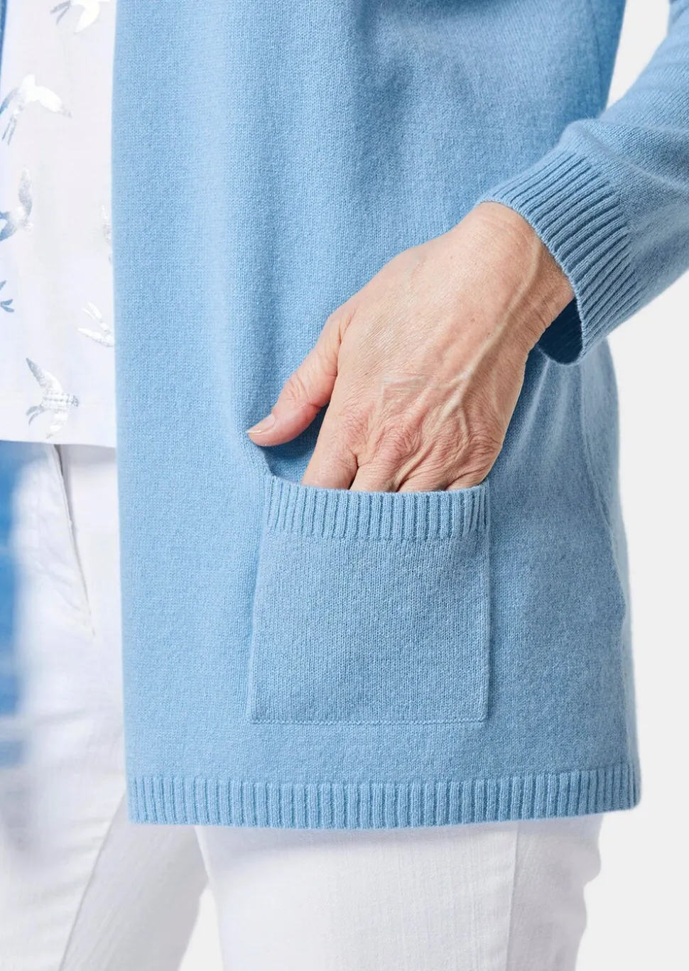 Kuschelweiche Kaschmir-Strickjacke