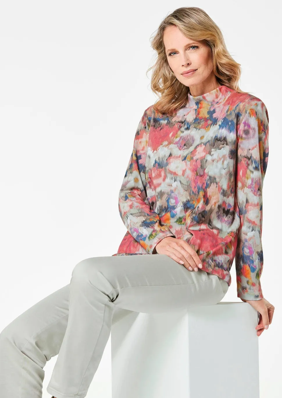 Langarmshirt mit Stehkragen