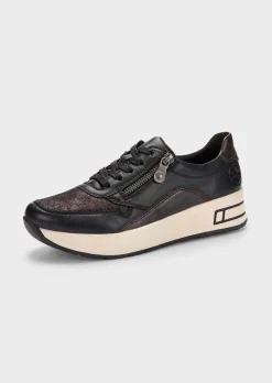 Leichter Sneaker mit Reißverschluss