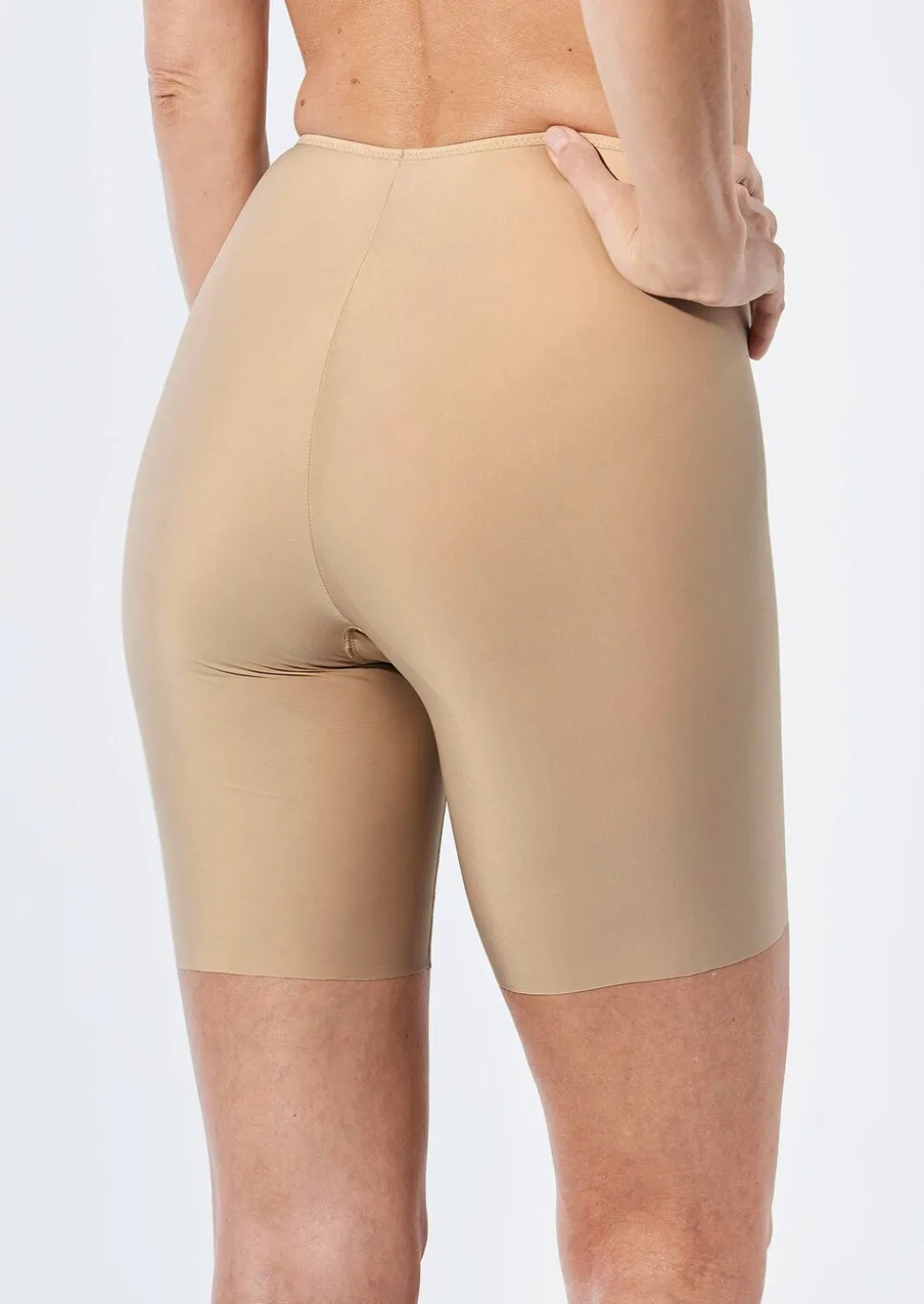Miederhose mit Kühlfunktion