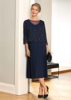 Mit Perlen besetztes Kleid