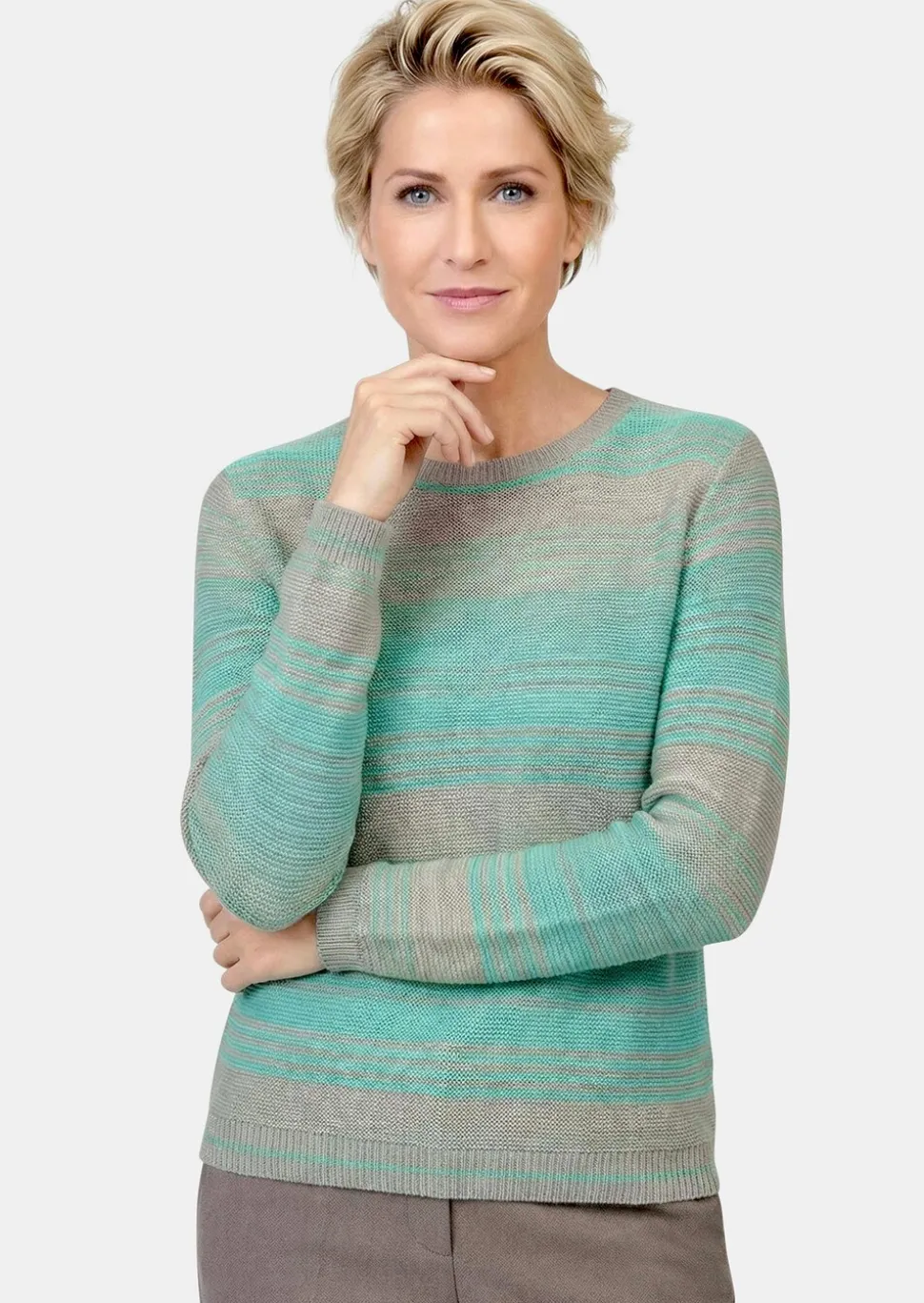 Multicolor-Pullover mit erfrischendem Farbverlauf