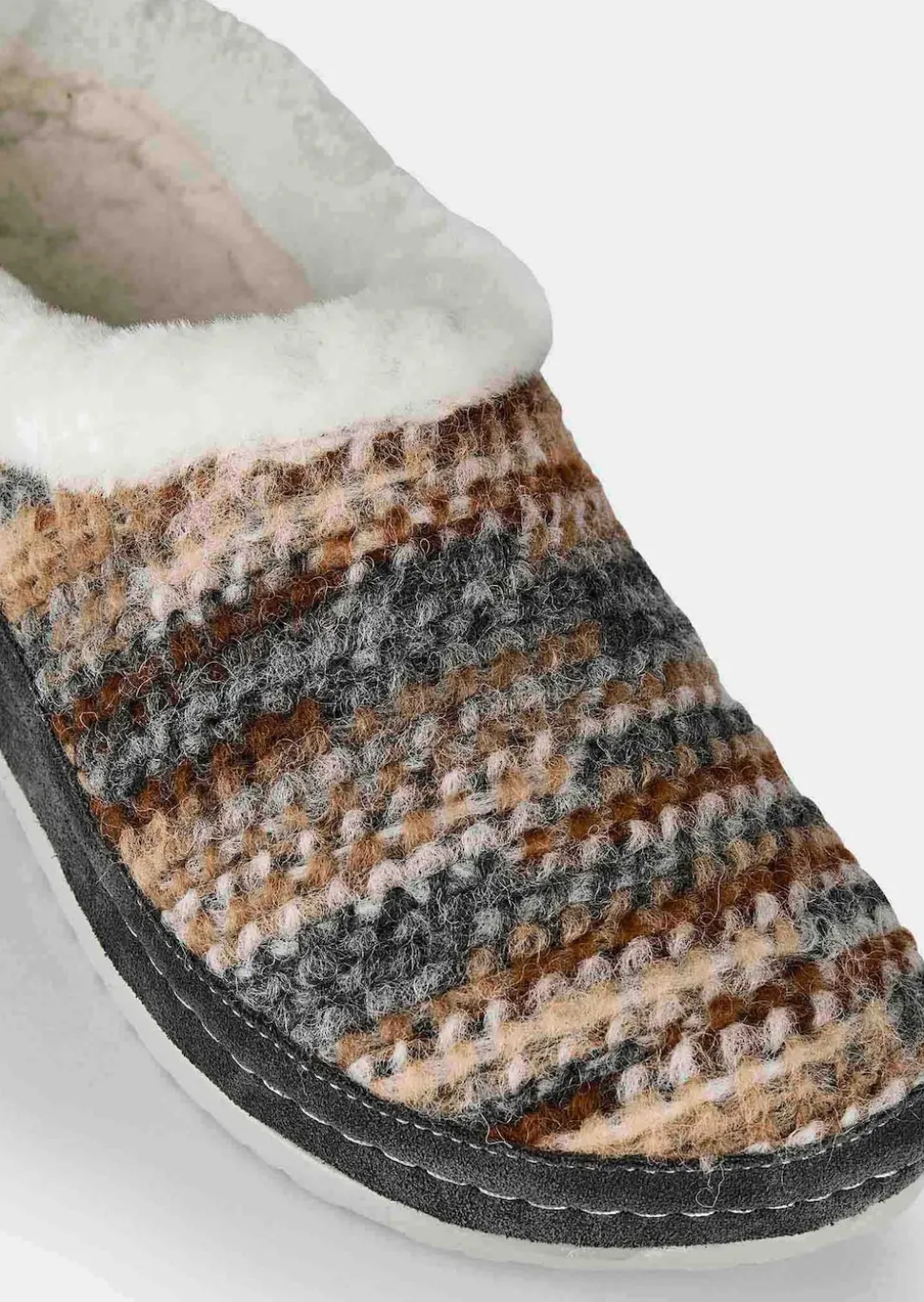 Pantoffel mit Lammfell