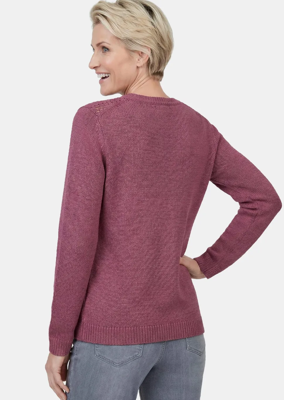 Pflegeleichter Pullover in hochwertiger Rippenstruktur