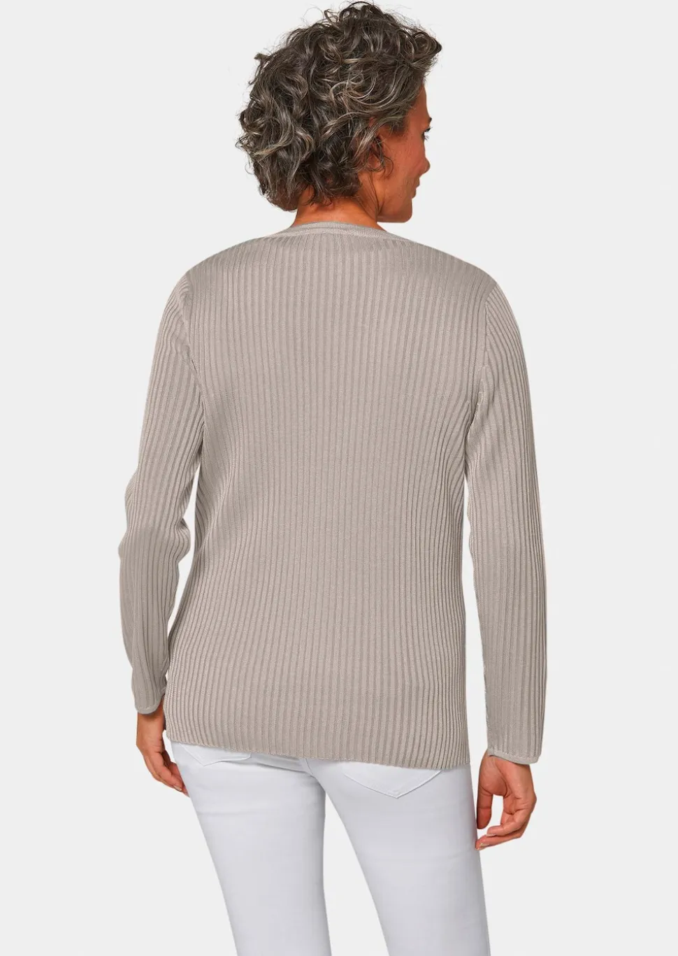 Pflegeleichte Strickjacke in hochwertiger Rippenstruktur
