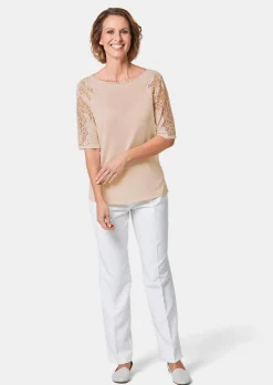 Pullover mit Spitzeneinsätzen und Glanzsteinchen