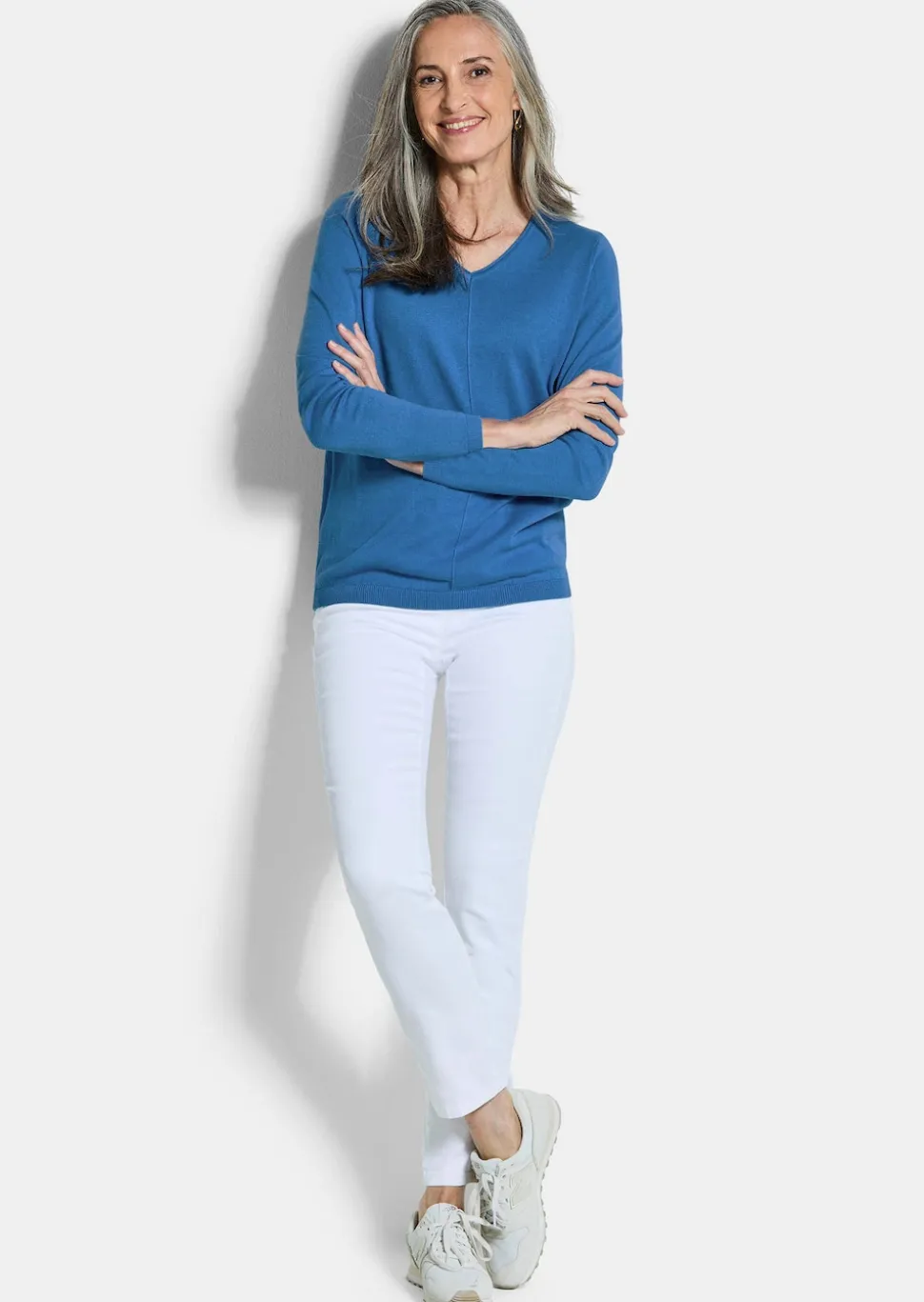 Pullover mit V-Ausschnitt aus COTTAMIRA