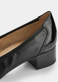 Pumps in klassischem Look