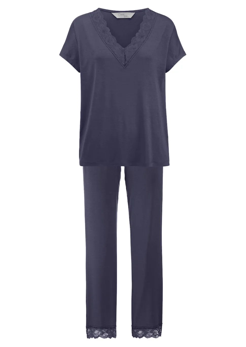 Pyjama mit feiner Spitzenborte