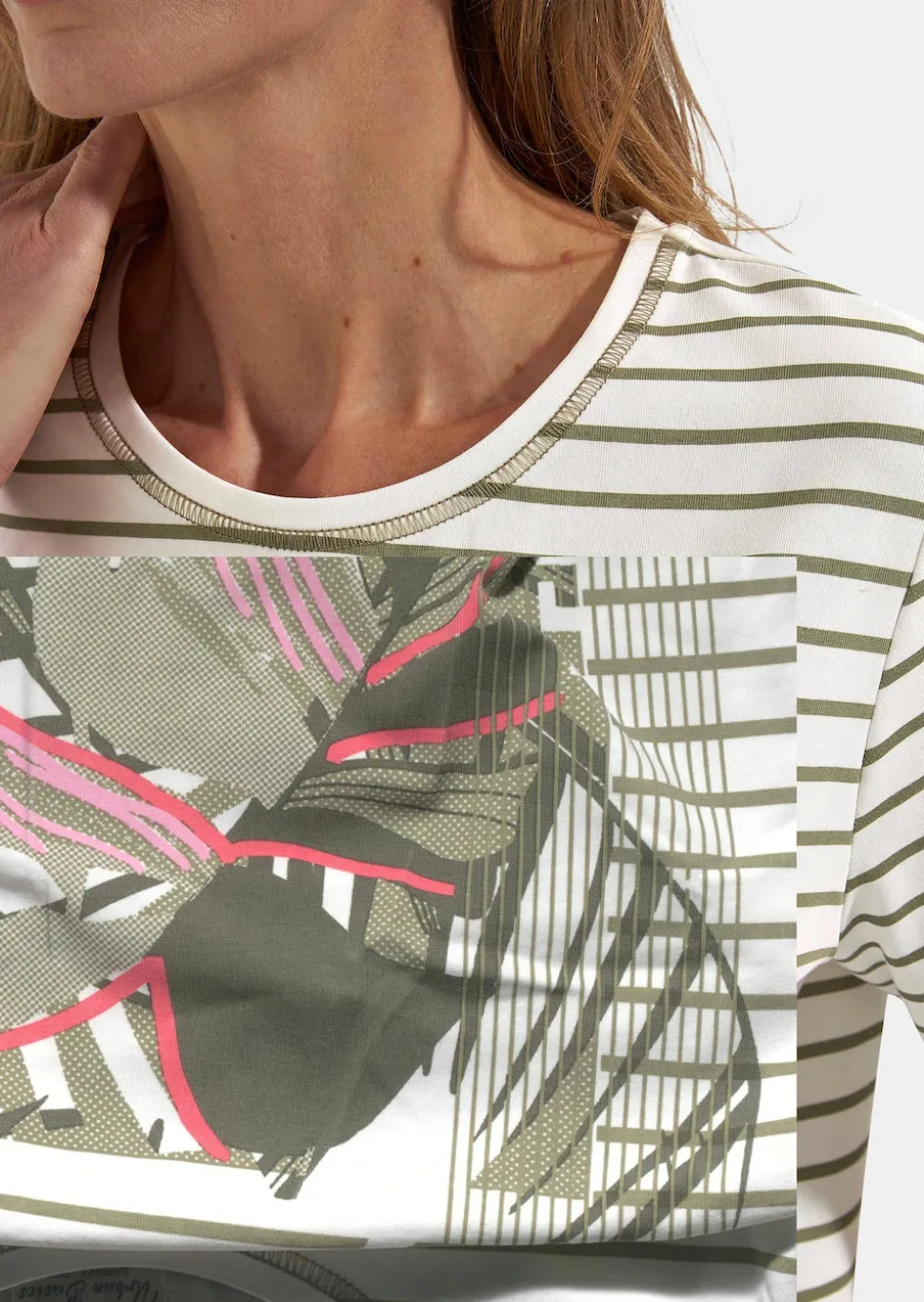Ringelshirt mit grafischem Frontprint