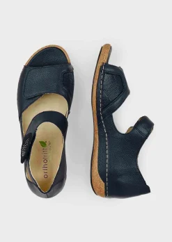 Sandalen mit Ziersteinen