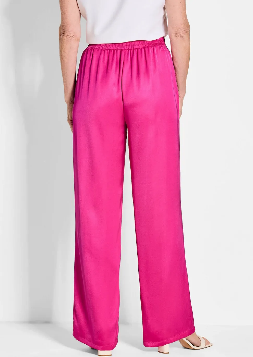Satinhose VERA