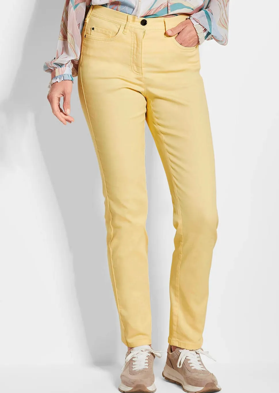 Schmale High-Stretch-Jeans LOUISA