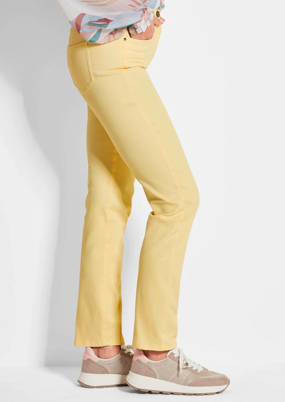 Schmale High-Stretch-Jeans LOUISA