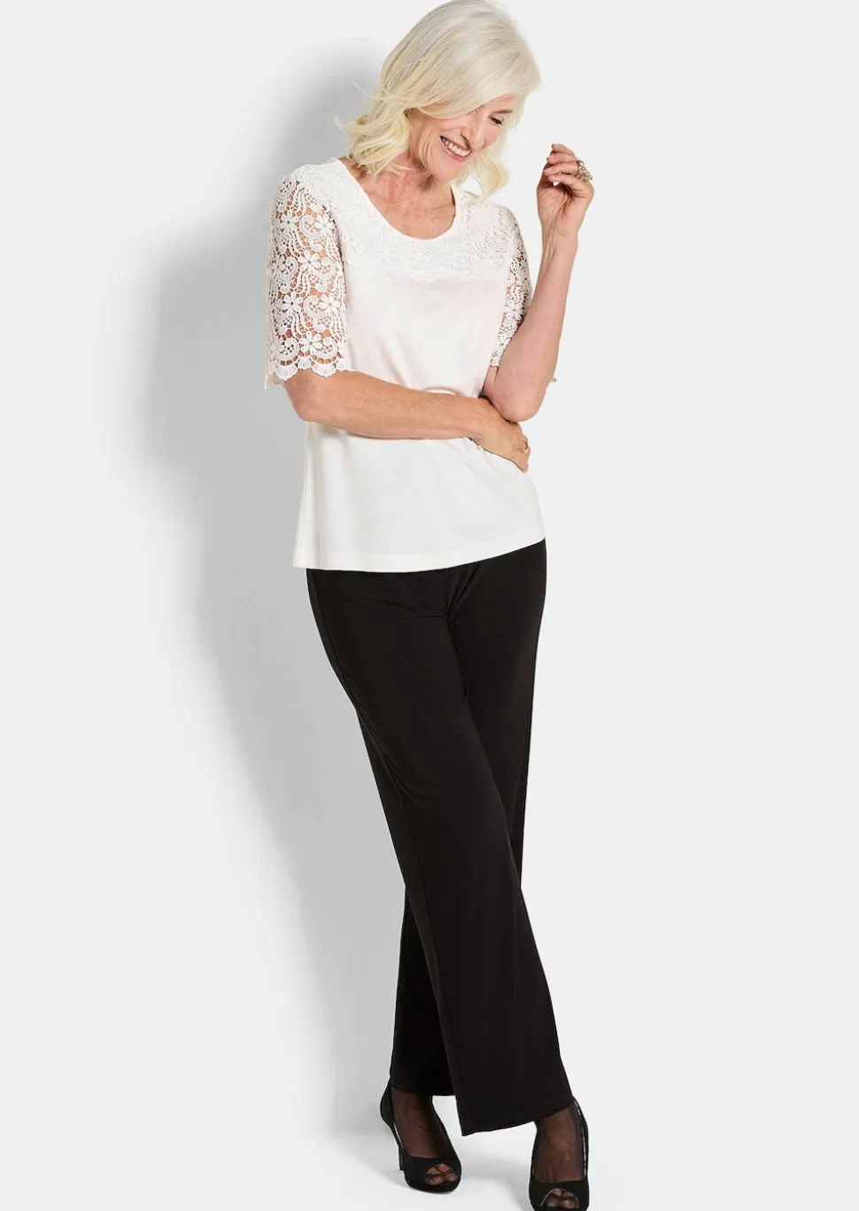 Shirt mit effektvoller Spitze