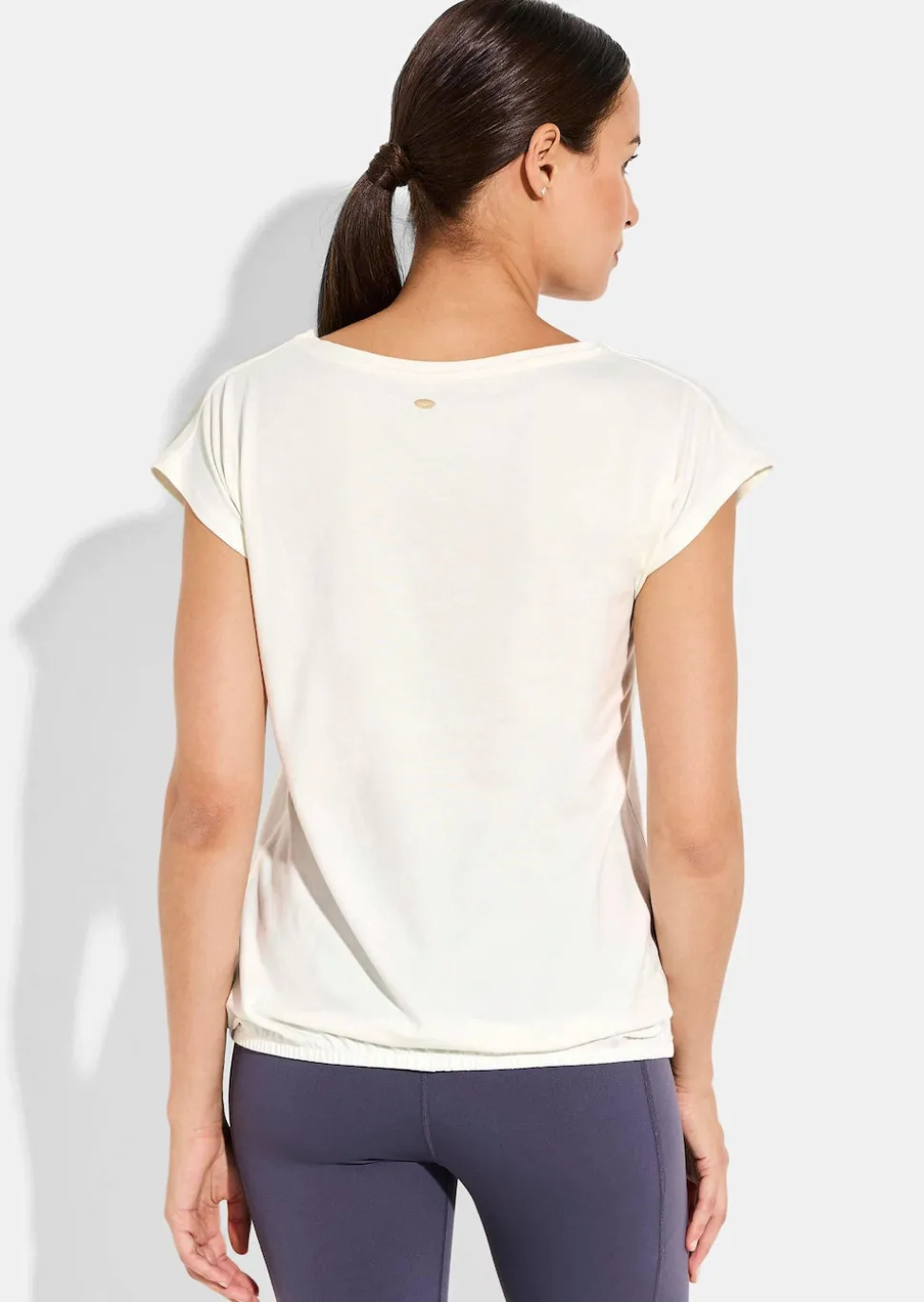 Shirt mit Gummizug am Saum