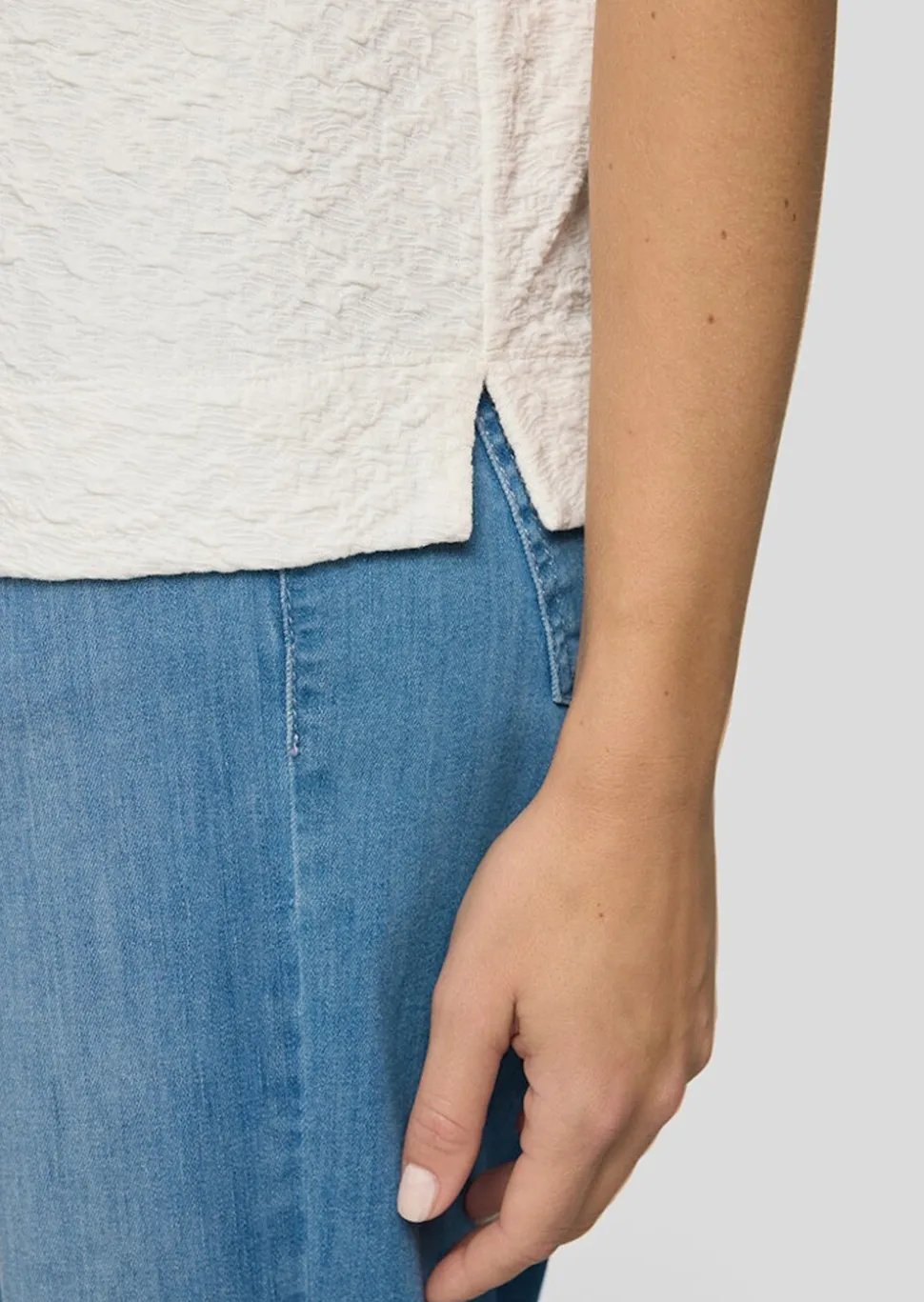 Shirt mit spannender 3D-Struktur