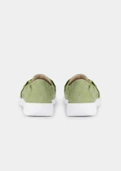 Slipper mit modischer Verzierung