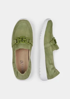 Slipper mit modischer Verzierung