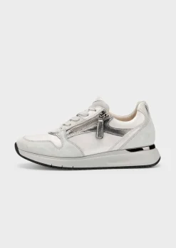 Sneaker aus hochwertigem Leder