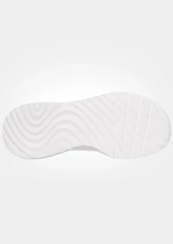 Sneaker aus Strickmesh