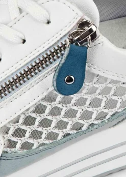 Sneaker mit atmungsaktivem Innenfutter