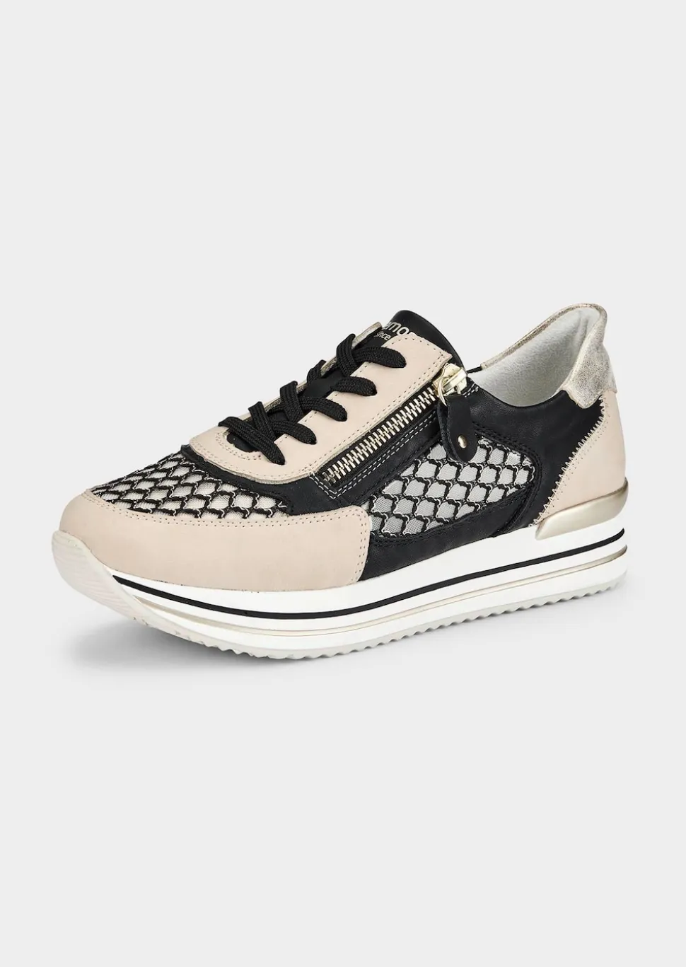 Sneaker mit atmungsaktivem Innenfutter