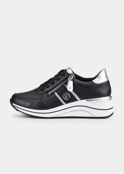Sneaker mit dämpfender Laufsohle