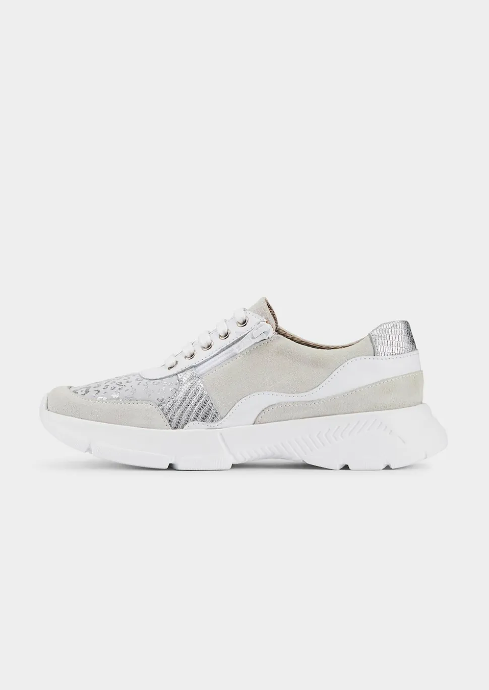 Sneaker mit Glanzdetails