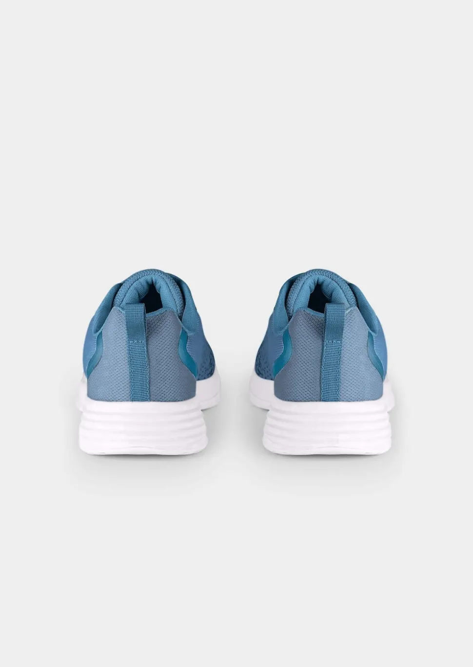 Sneaker mit herausnehmbarem Fußbett