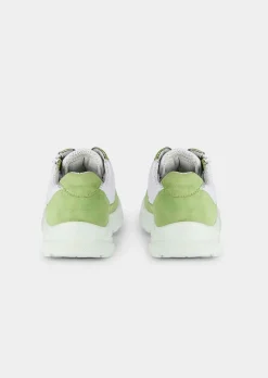 Sneaker mit herausnehmbarem Fußbett