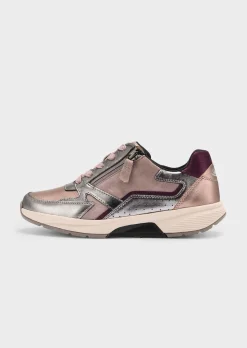 Sneaker mit Mesh-Futter