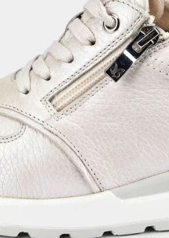 Sneaker mit Reißverschluss
