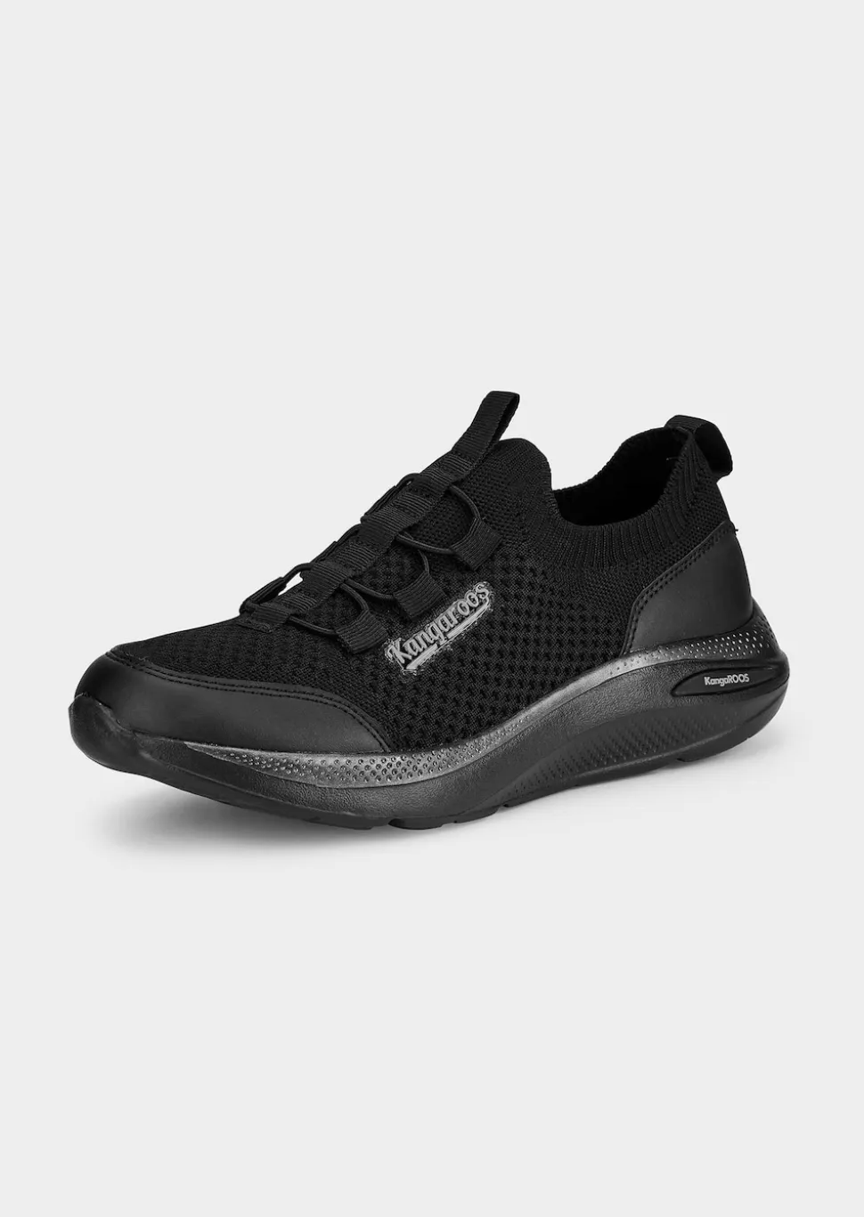 Sportiver Sneaker mit profilierter Sohle