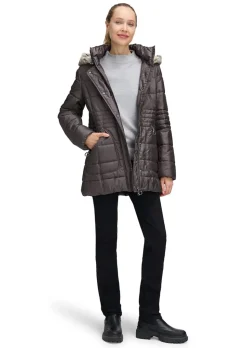Steppjacke mit kuscheliger Kapuze
