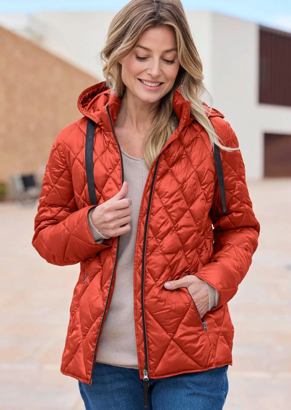 Steppjacke mit Rautenmuster