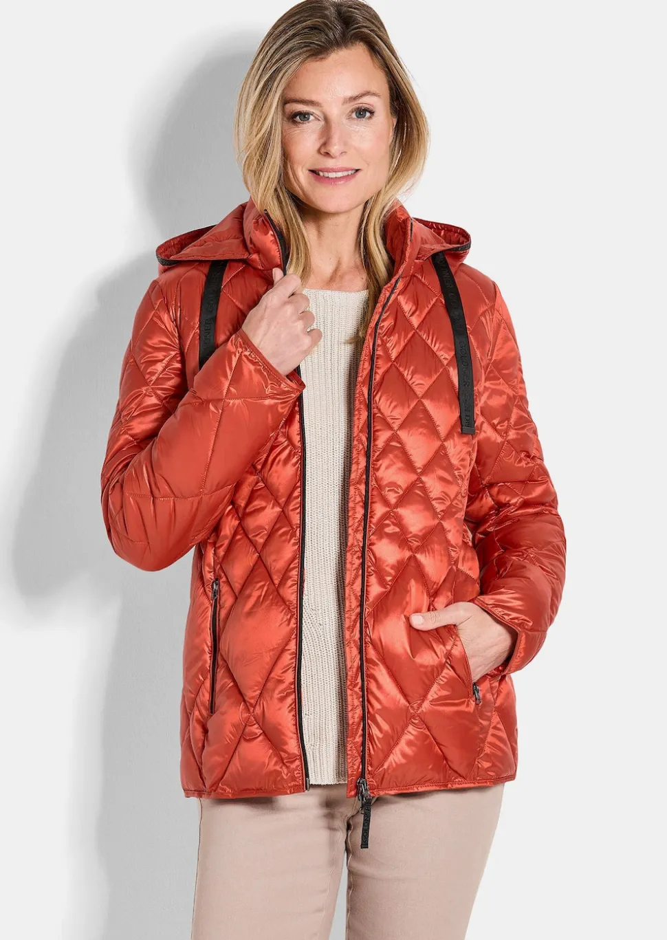 Steppjacke mit Rautenmuster