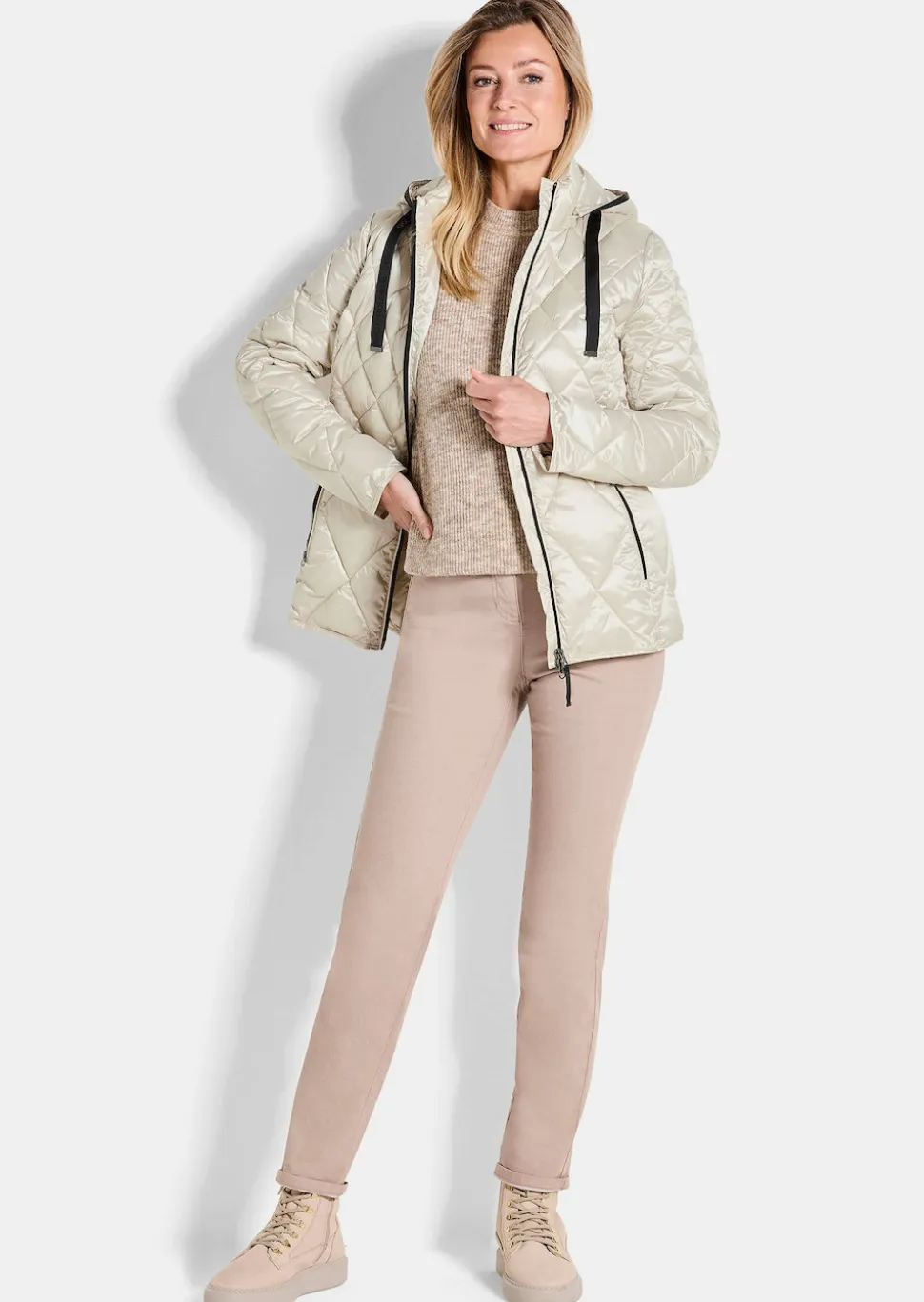 Steppjacke mit Rautenmuster