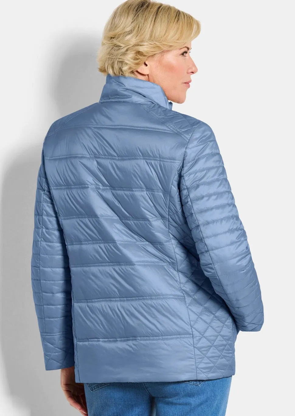 Steppjacke mit Reißverschlusstaschen