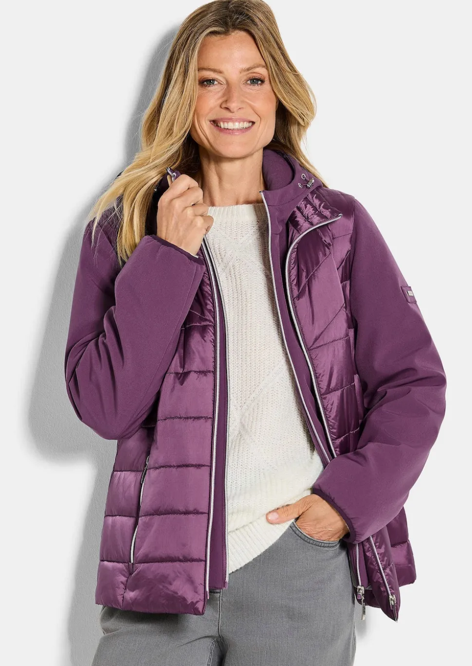 Steppjacke mit Ärmeln aus Softshell